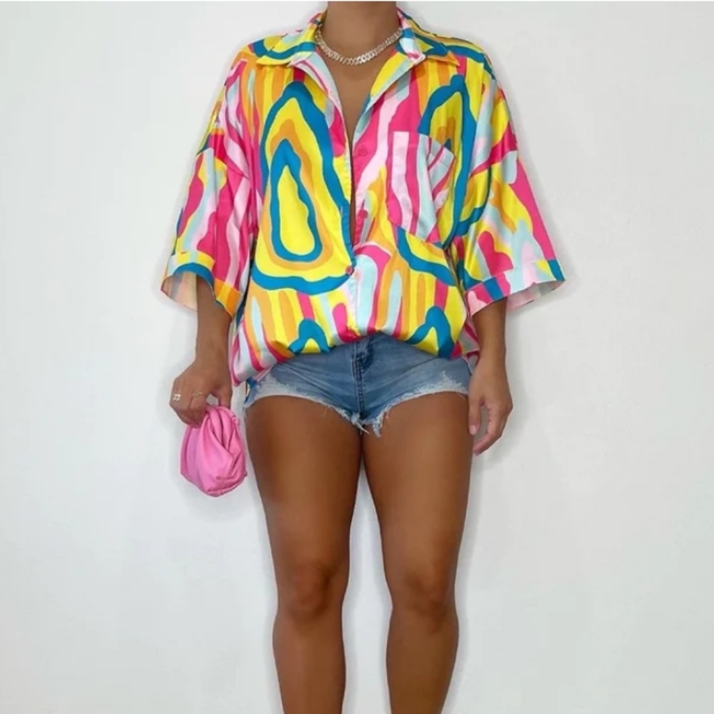 Abstract colorful oversize button down shirt 🔥